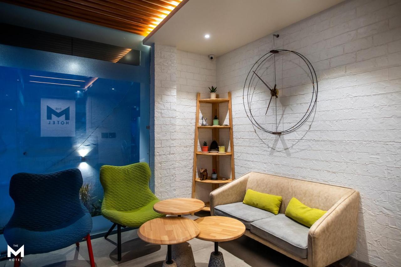 The M Hotel Rāipur Extérieur photo